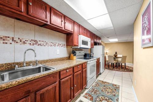 20Miles from Atlanta Pet Friendly Private Backyard in Snellville (GA)