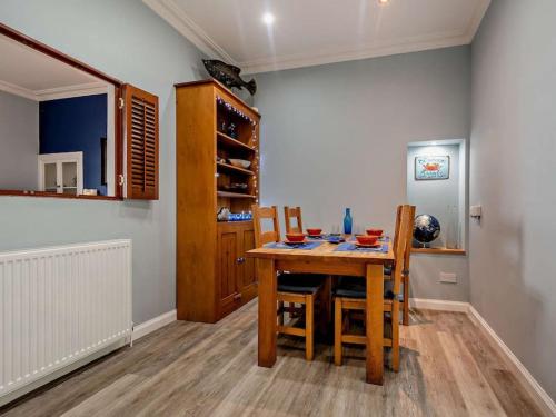 2 Bed seafront cottage in Portpatrick in Портпатрік