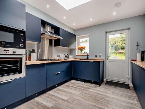 2 Bed seafront cottage in Portpatrick in Портпатрік