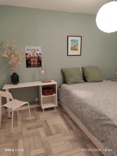 Maison Médicis - T5 Spacieuse et Calme en Ville - Emplacement Idéal, Toulouse (Foto 6)