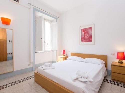 Vatican Comfortable Sunny Apartment, Рим (фото 4)
