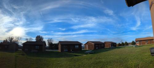 Cannon Dam Cabins in Perry