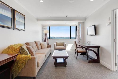 Comfotable Style with Great Views Free Carpark Gym 19th Floor, Auckland (fotografie 4)