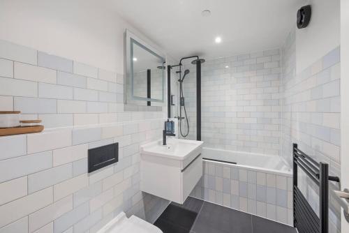 Modern 1 bedroom apartment in Fitzrovia - image 4