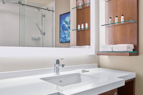 Delta Hotels by Marriott Ashland Downtown - image 2