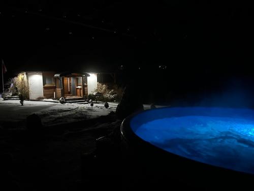 Bąbelkowa Chata Beskidy Domek z Balią Jacuzzi