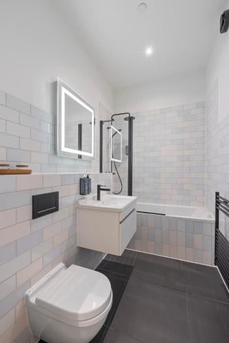 Lovely 1 bedroom flat in the heart of London - image 10