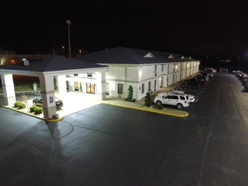 Days Inn by Wyndham Battlefield Rd/Hwy 65