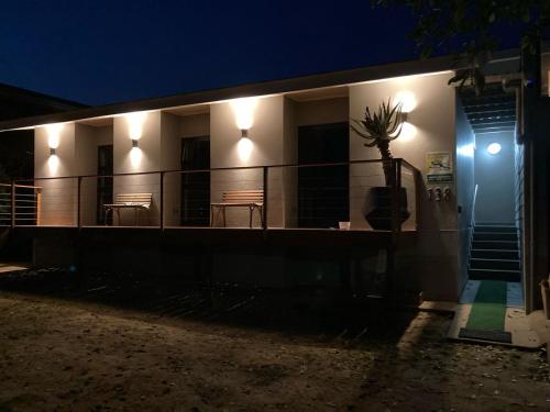 A szálláshely kívülről, Holladay in Groot Brak Rivier