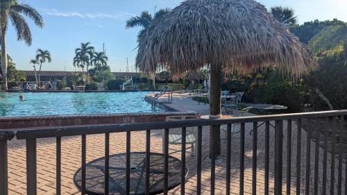 Fish/Boat & Relax Resort Marina Gem on the water! in 大沼澤地市 (FL)