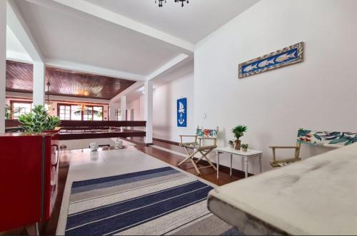 Casa alto padrao Jd Acapulco in Jardim Acapulco