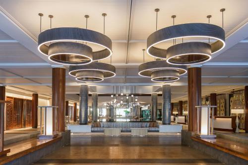 ล็อบบี้, เชอราตัน ฟิจิ กอล์ฟ แอนด์ บีช รีสอร์ท (Sheraton Fiji Golf & Beach Resort) in เดนาเรา ไอส์แลนด์