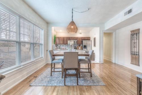 Carson Flats 3-Downtown BOK OSU MED Gathering Pl in Tulsa, USA
