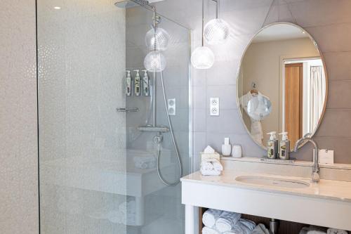 Renaissance Aix-en-Provence Hotel - image 14