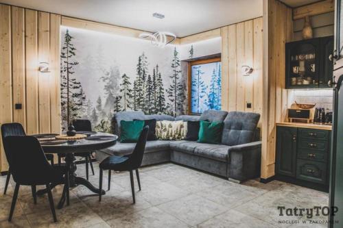 2 bedrooms, 4 beds
