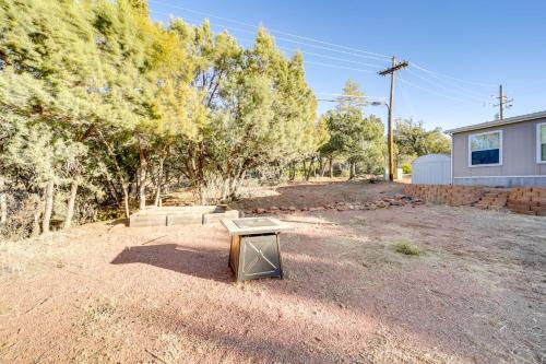 Mountain-View Home with Deck in Pine