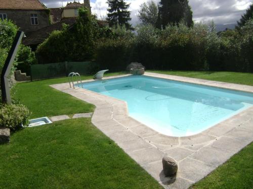 Ferienhaus Mit Großem Pool In Serra gîte à louer Meruge