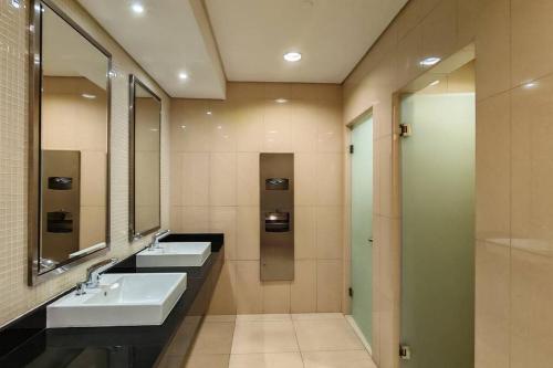 Stylish 1-BR Oasis Minutes from Burj & Dubai Mall, Dubaj (fotografie 7)