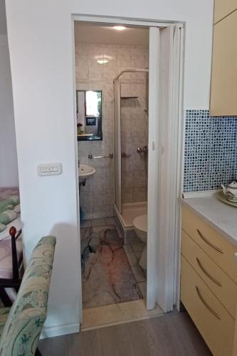 Apartments by the sea Omis - 23612