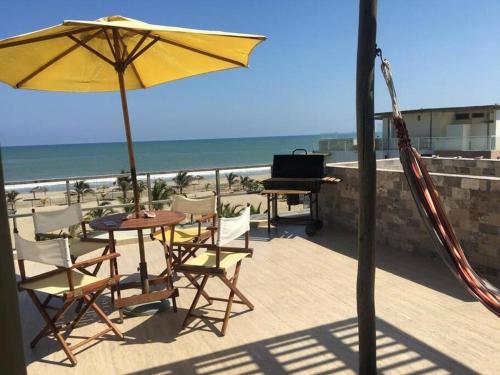 Dúplex 4 dormitorios frente al mar