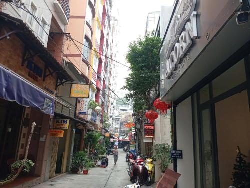 ACORN HOTEL - 숙소 외관