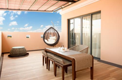 Dotări, The Q Hotel & Suite  Vientiane  in Xaysetha
