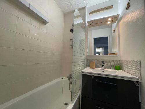 Duplex T2 avec Piscine à Capbreton proche Plage - FR-1-413-250 Duplex T2 avec Piscine à Capbreton proche Plage - FR-1-413-250