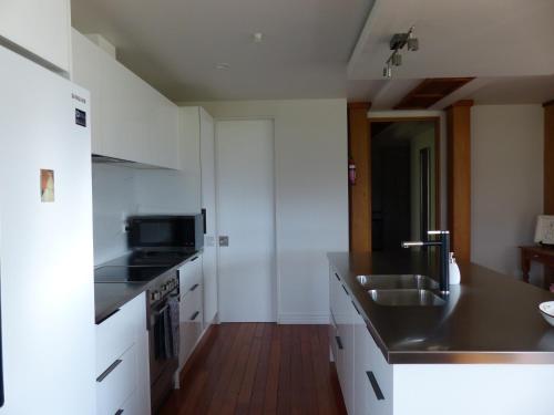 acomo at Clutha - stunning views, pool & gym access, Wanaka (foto 8)