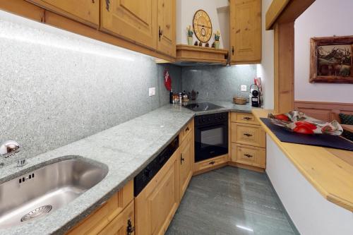 Konyha, Apartment Muntagna Alva EG in Albana