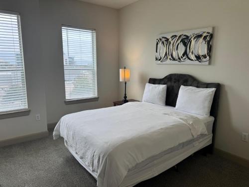 Three-Bedroom Apartment image 10