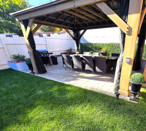 Balcony/terrace, San Diego Fun-Gameroom & Gazebo-Centrally Located! in Linda Vista