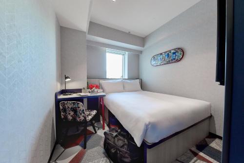 room detail thumbnail 1