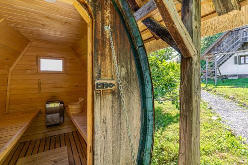 Сауна, Vineyard Cottage Skatlar 2 in Смаржеське Топліце