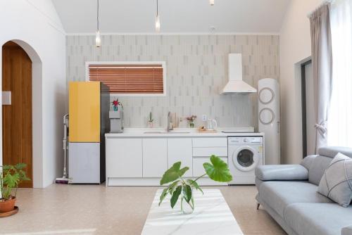 Private Gangneung Gamseong Stay JD in Jumunjin-eup