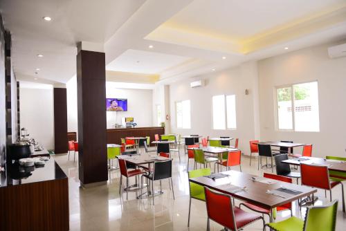 Midtown Xpress Sampit - Kalimantan Tengah - 레스토랑