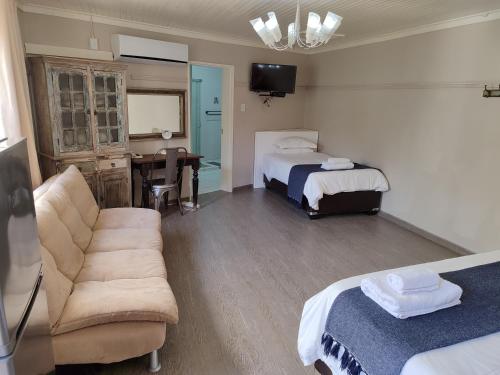 Bird's Nest Guest House Bird's Nest Guest House