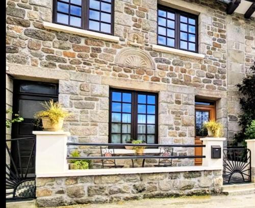 Gîte des Forges, au cœur d'une cité médiévale gîte à louer Moncontour