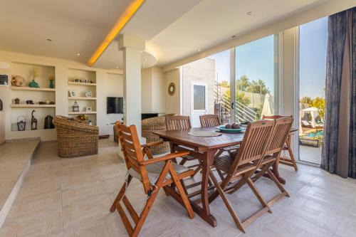 Istamnos Terra Villa Infinity - Shared Pool 2 in Episkopi