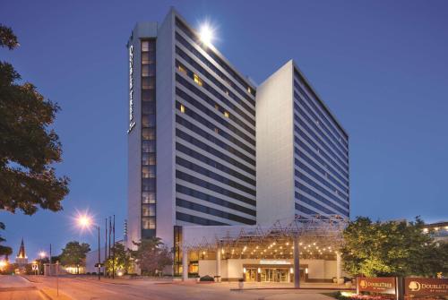 DoubleTree by Hilton Tulsa Downtown - main image