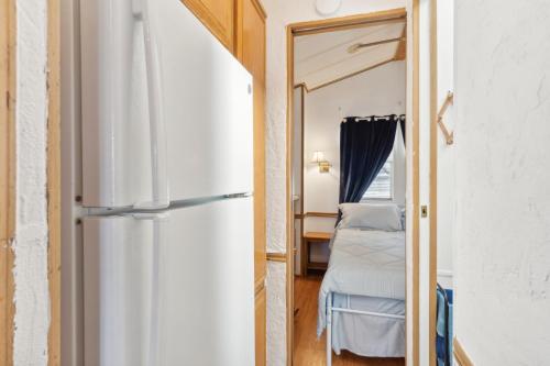 Lakefront Retreat in Badin Shores Resort home