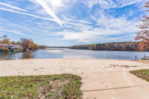 Lakefront Retreat in Badin Shores Resort home