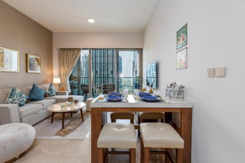 Allsopp & Allsopp - Near Burj Khalifa and Dubai Mall 1-Bedroom Apartment in Grande Residences, Downtown, Dubai (Foto 6)