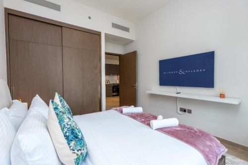 Allsopp & Allsopp - Near Burj Khalifa and Dubai Mall 1-Bedroom Apartment in Grande Residences Downtown - image 9