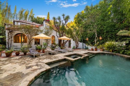 Sunset Vale, Los Angeles