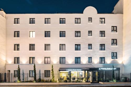 GREEN PARK HOTEL PARIS - image 7
