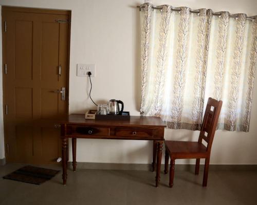 3 twin beds