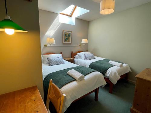 Pass the Keys Exceptional Location Barn Conversion for 6 Pets