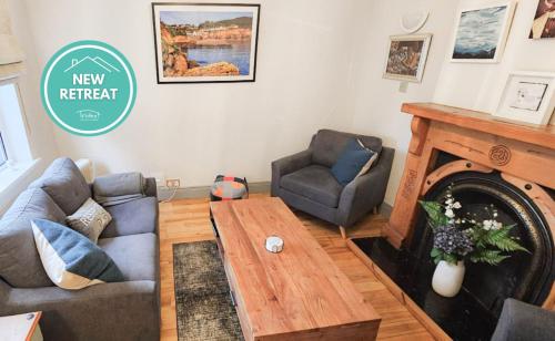 Shared lounge/TV area, Passage East Holiday Home by Trident Holiday Homes in Arthurstown