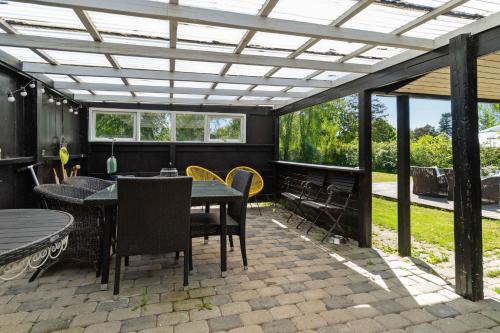 บริการและสิ่งอำนวยความสะดวก, Lovely Secluded Cottage In Dronningmølle in ดรอนนิงเมิลเลอ