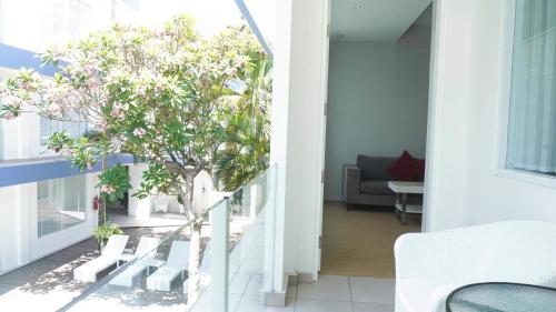 Deluxe Room image 8